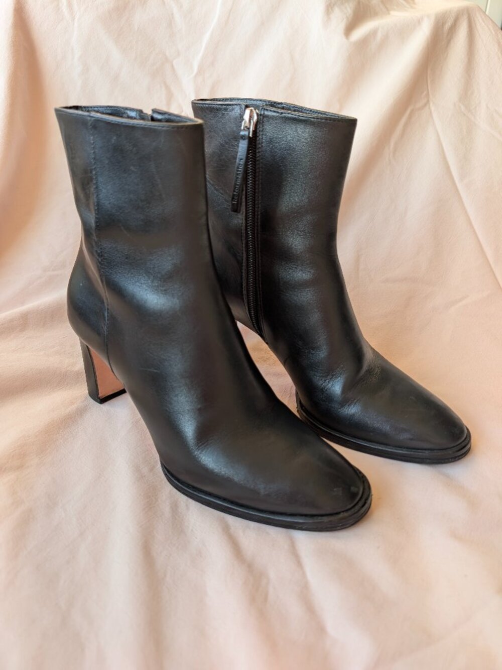 REFORMATION Gillian Leather Ankle Boot | US 7